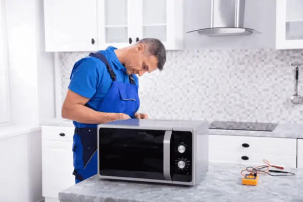 صيانة ميكروويف جاك — فني متخصص بالمنزل